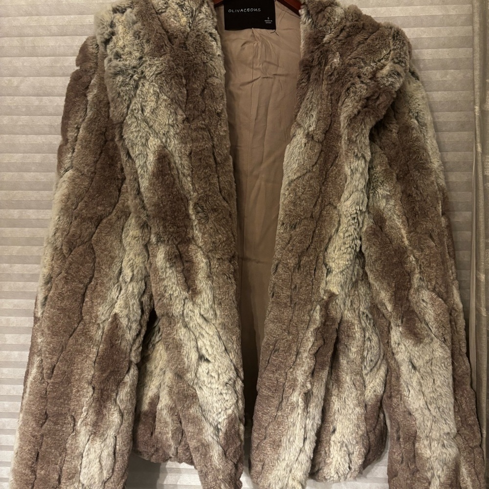 Olivaceous Plush Teddy Jacket - Brown and Cream